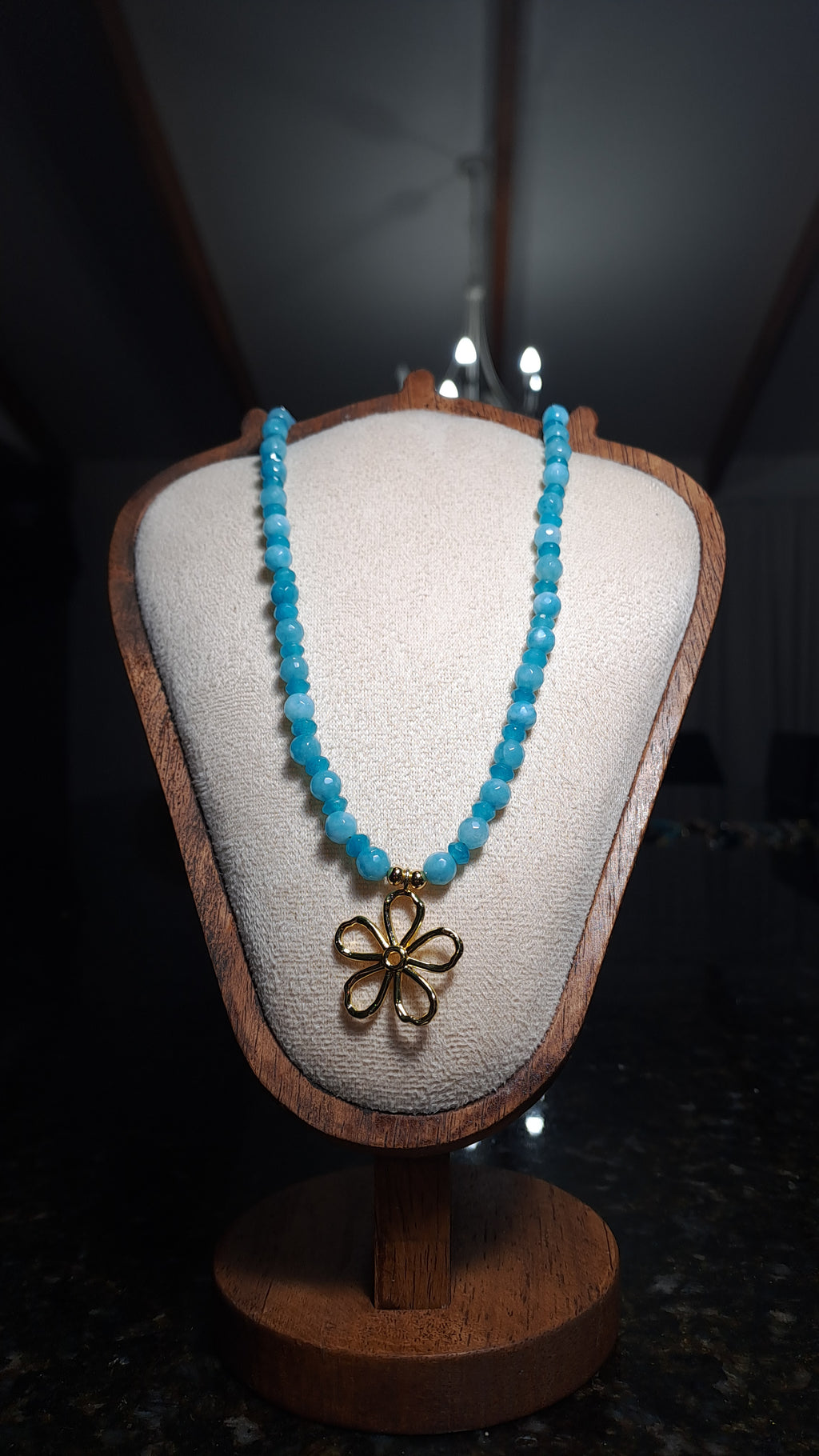Collar 03