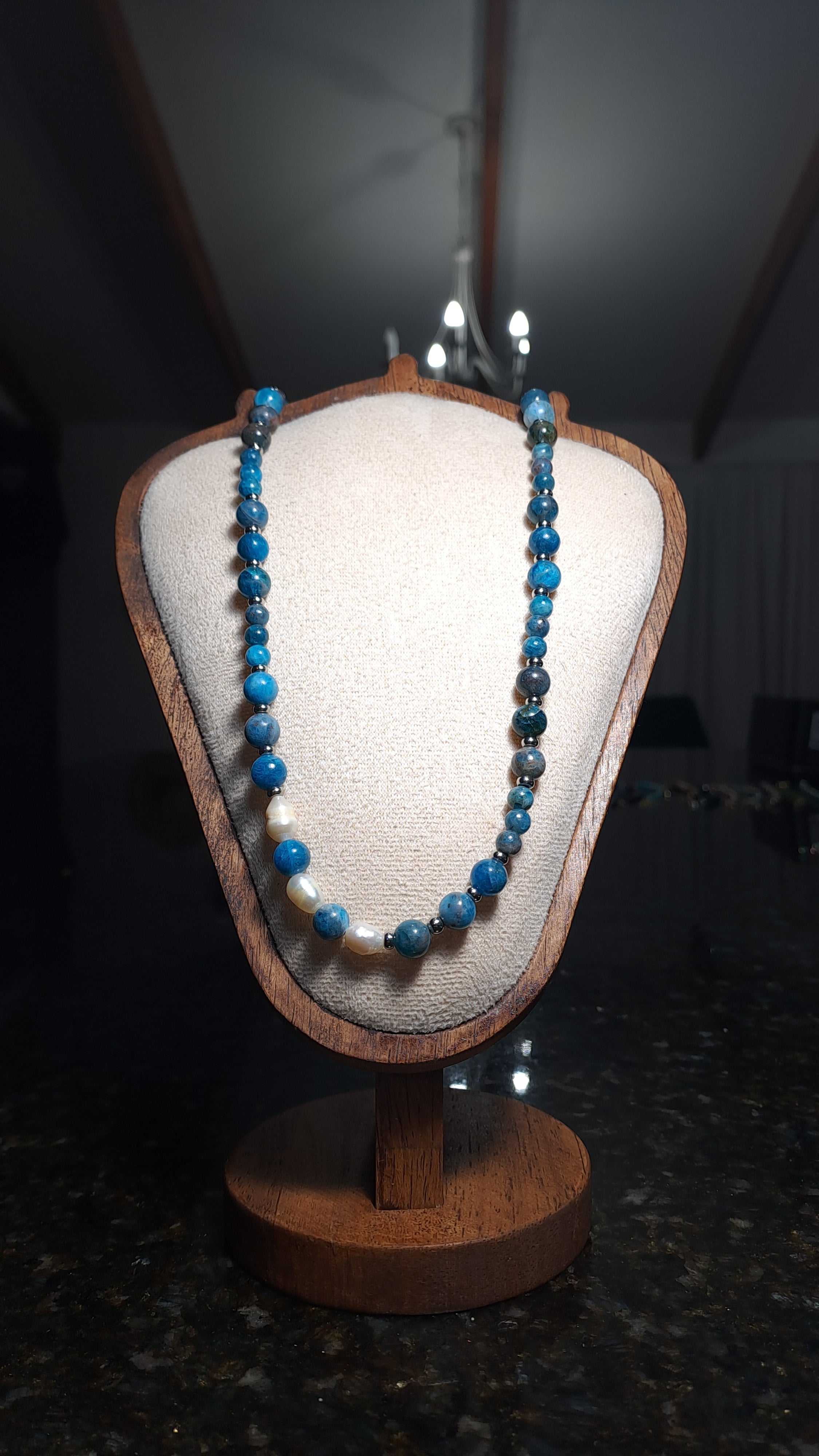 Collar 06