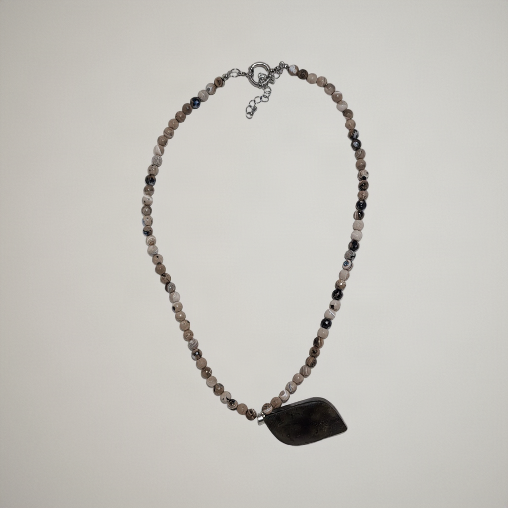 Collar 07