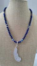 Collar Pluma plateada (49cm)